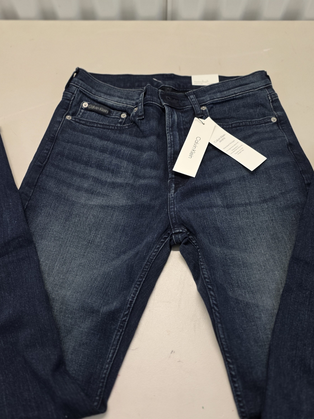 Calvin Klein Straight Leg Jeans Women's Size 29x32 NWT